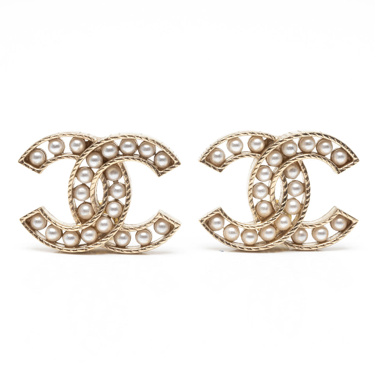 CHANEL, 1 par korvakoruja, korut.