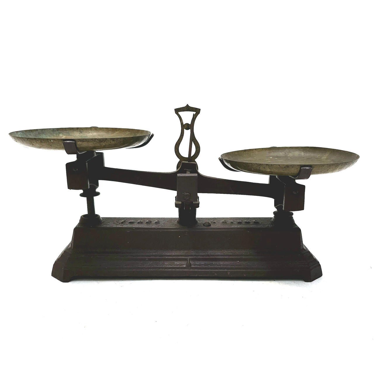 OLD IRON AND BRASS SCALE.