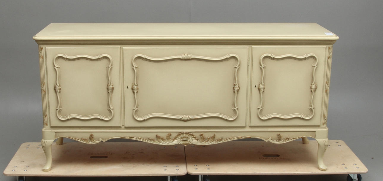 BUFFÉ, rokokostil, 1900-tal.