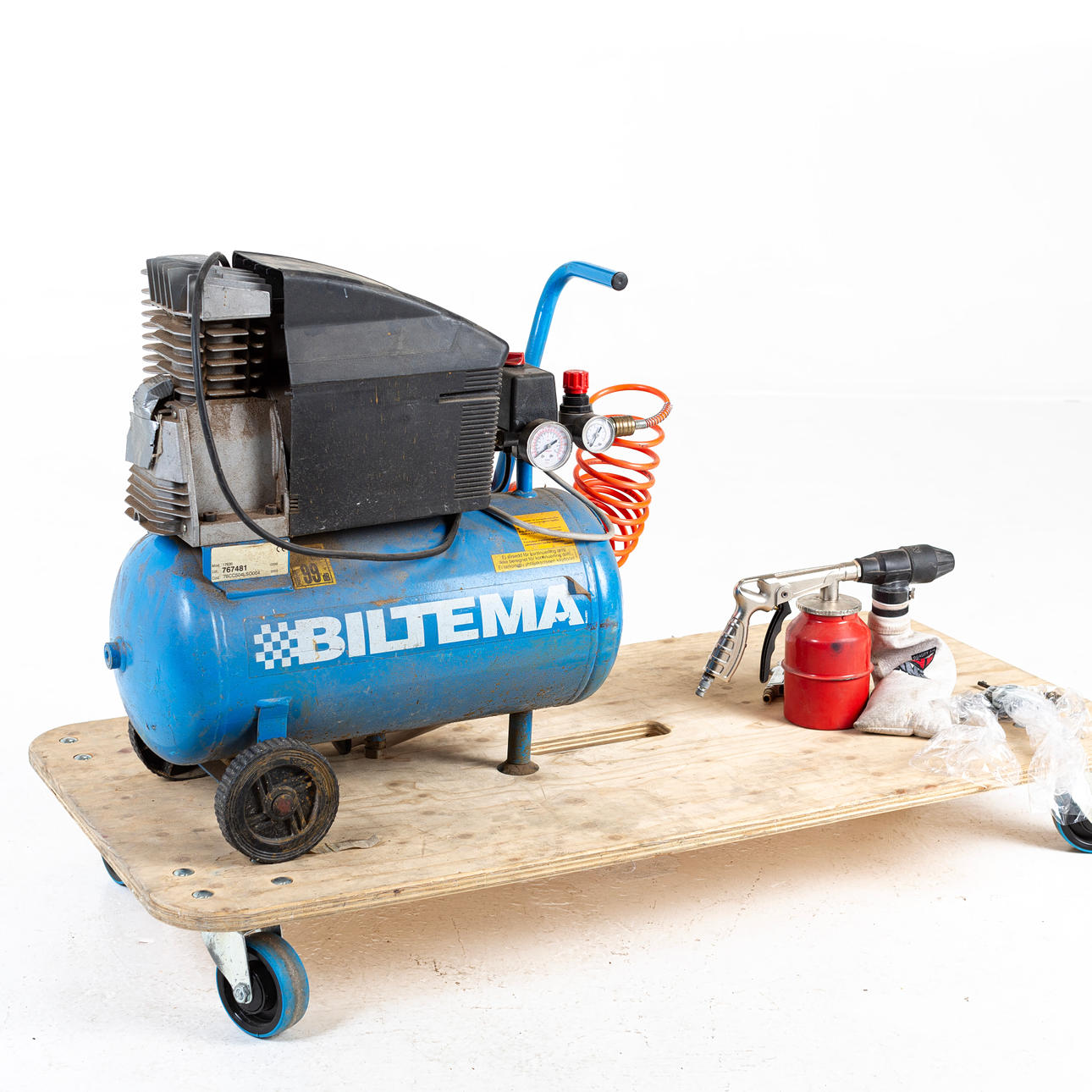 KOMPRESSOR, med tillbehör, Biltema.