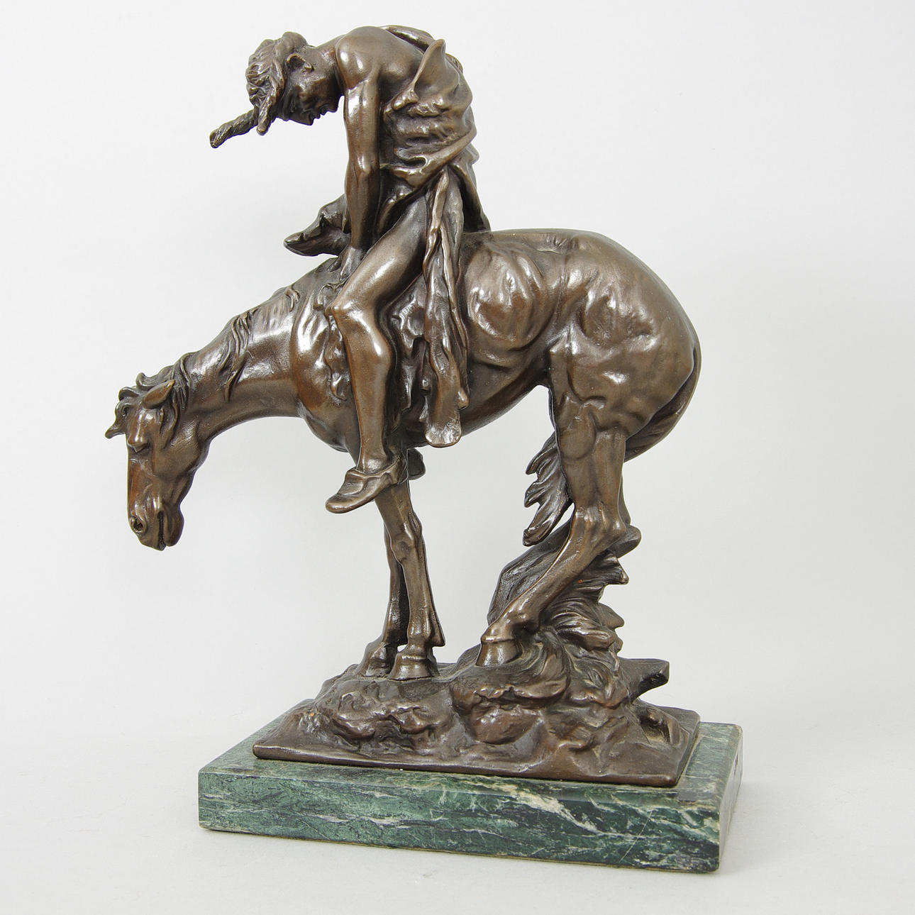 SKULPTUR, efter "End of the Trail", James Earle Fraser.