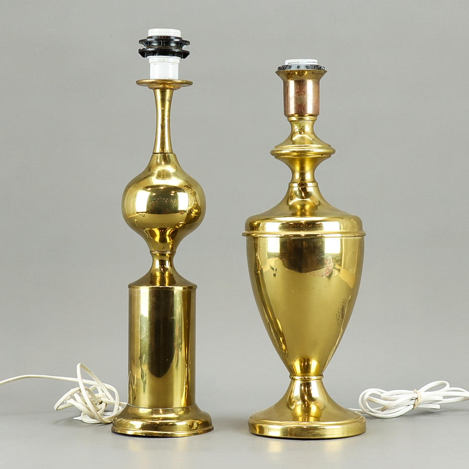 LAMPUN JALAT 2 kpl, messinkiä.