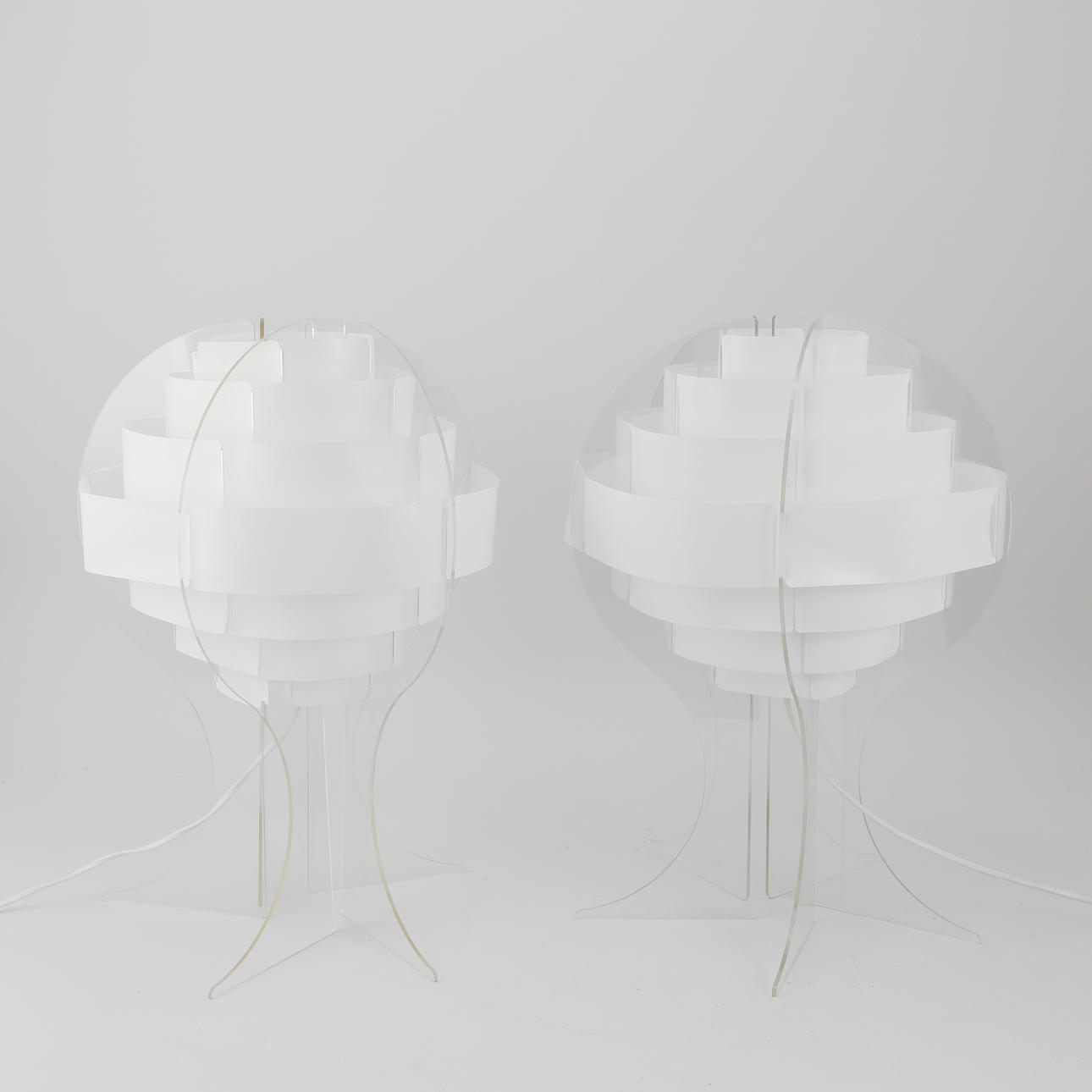 Ein Paar Tischlampen, „Lakene“, IKEA.