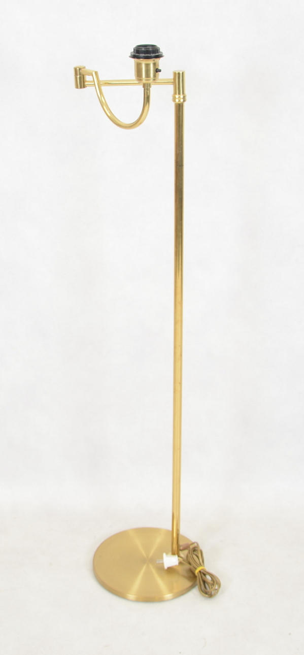 GOLVLAMPA, mässing, EWÅ, Värnamo, 1900-talets andra hälft.