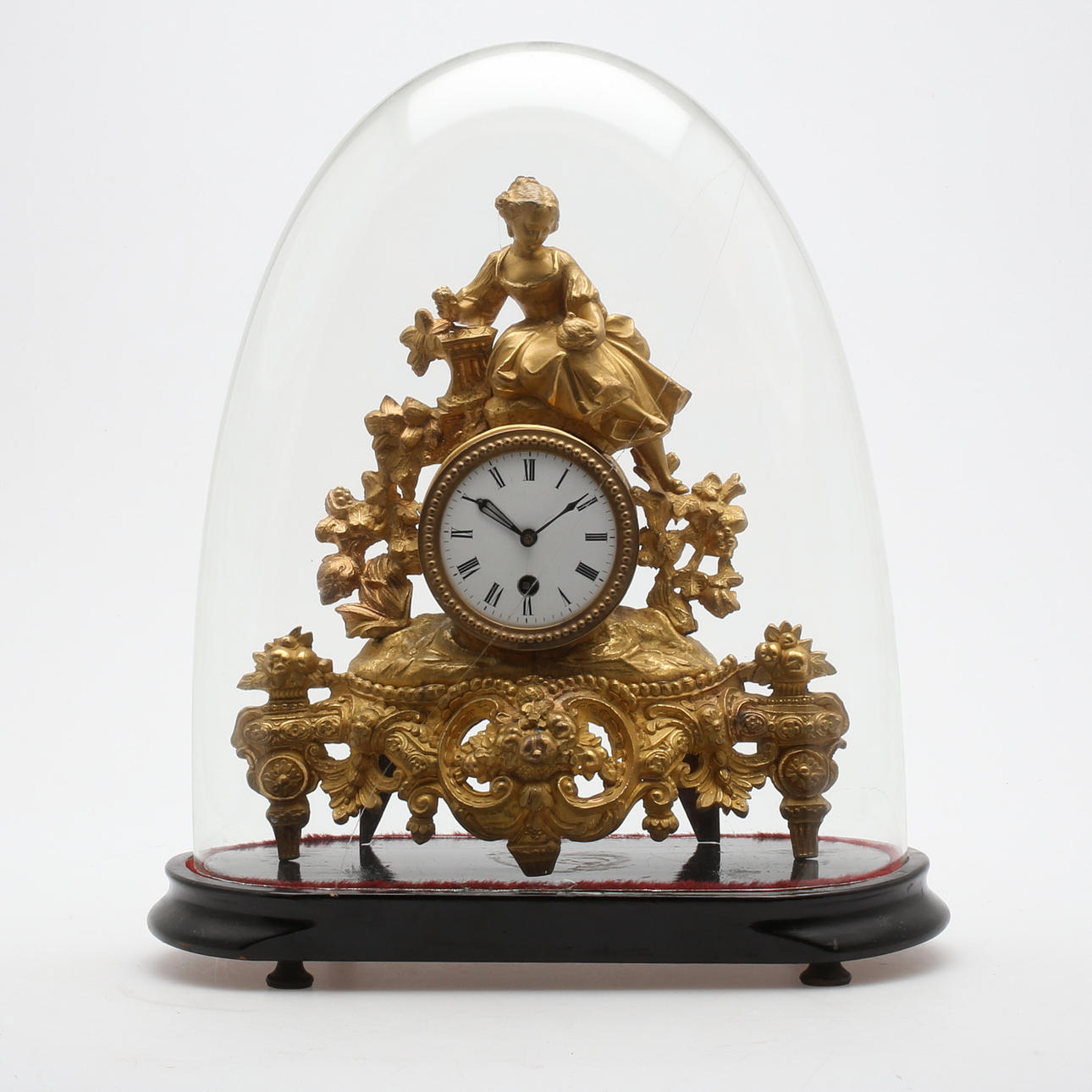 BORDSPENDYL, guldlackerad metall, Frankrike, 1900-tal.