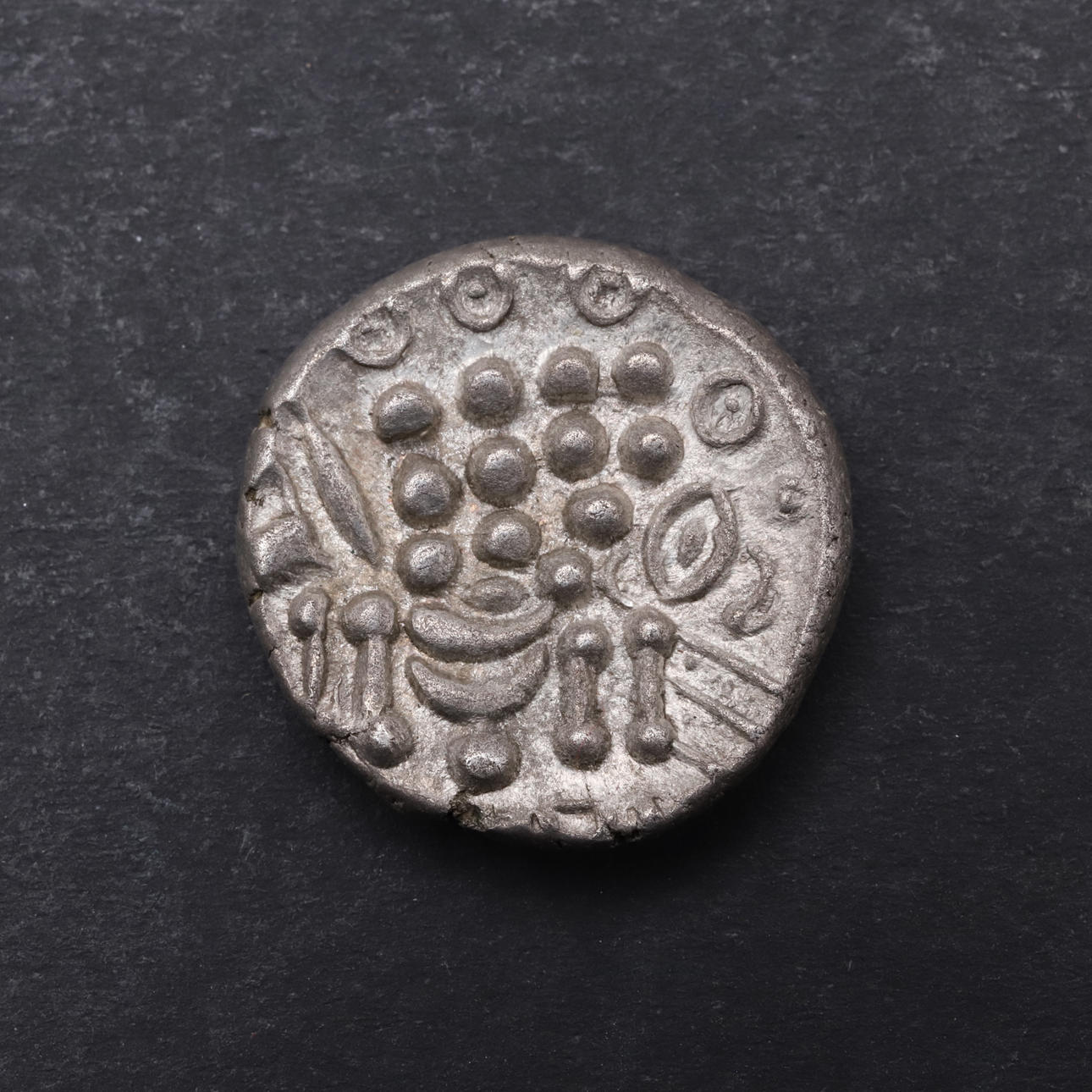 BRITISH IRON AGE, DUROTRIGES, BRADBURY RINGS STATER. Coins, Medals ...