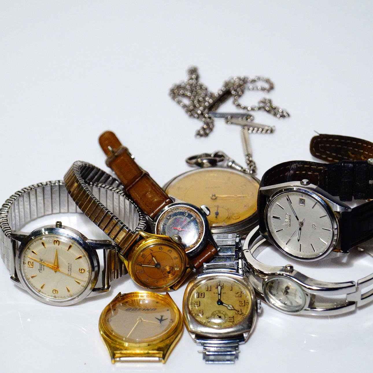 WRISTWATCH, 7pcs +Pocket Watch 1pc.