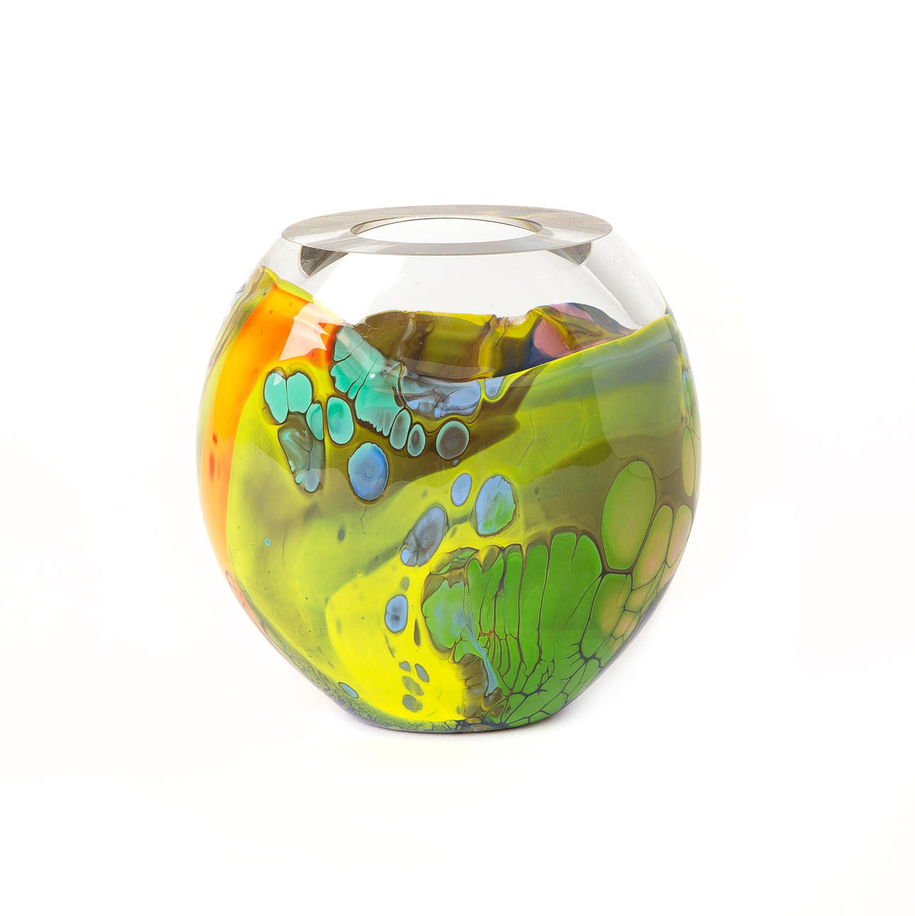 VAS, glas, signerad.