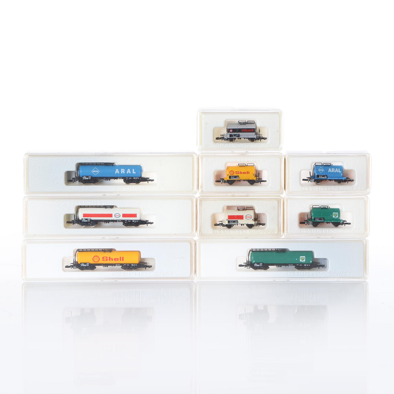 MÄRKLIN, CARRIAGES, NINE PCS. The Mini Club.