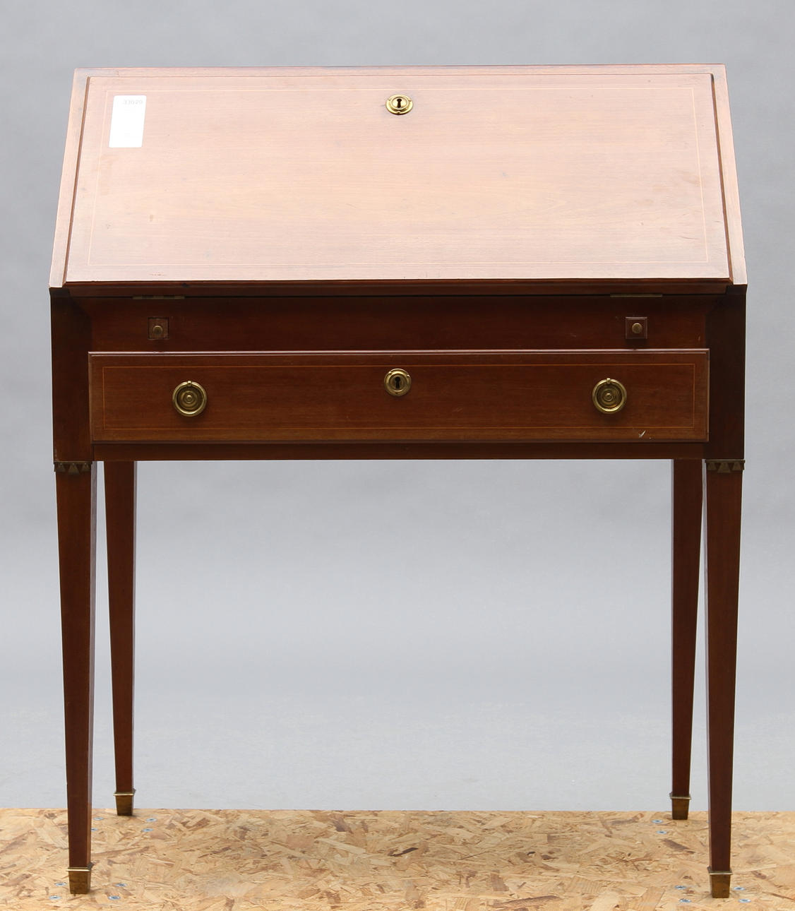 SEKRETÄR, gustaviansk stil, 1900-tal.