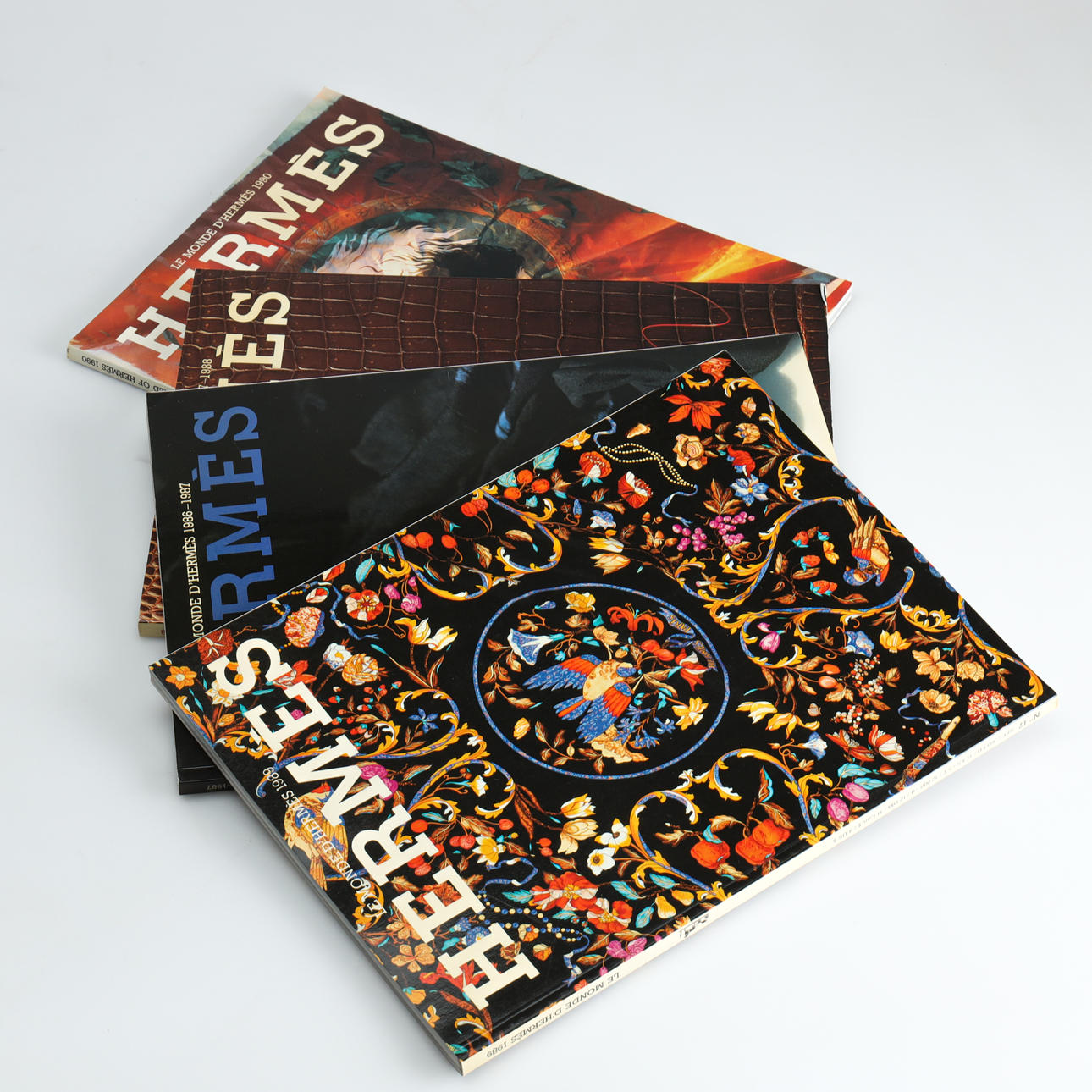 希少Le Monde d'Hermès　エルメスの世界1986-1987年秋冬号 HERMÈS, Magazines, Le Monde d'Hermès/The World of Hermès, 4 pieces