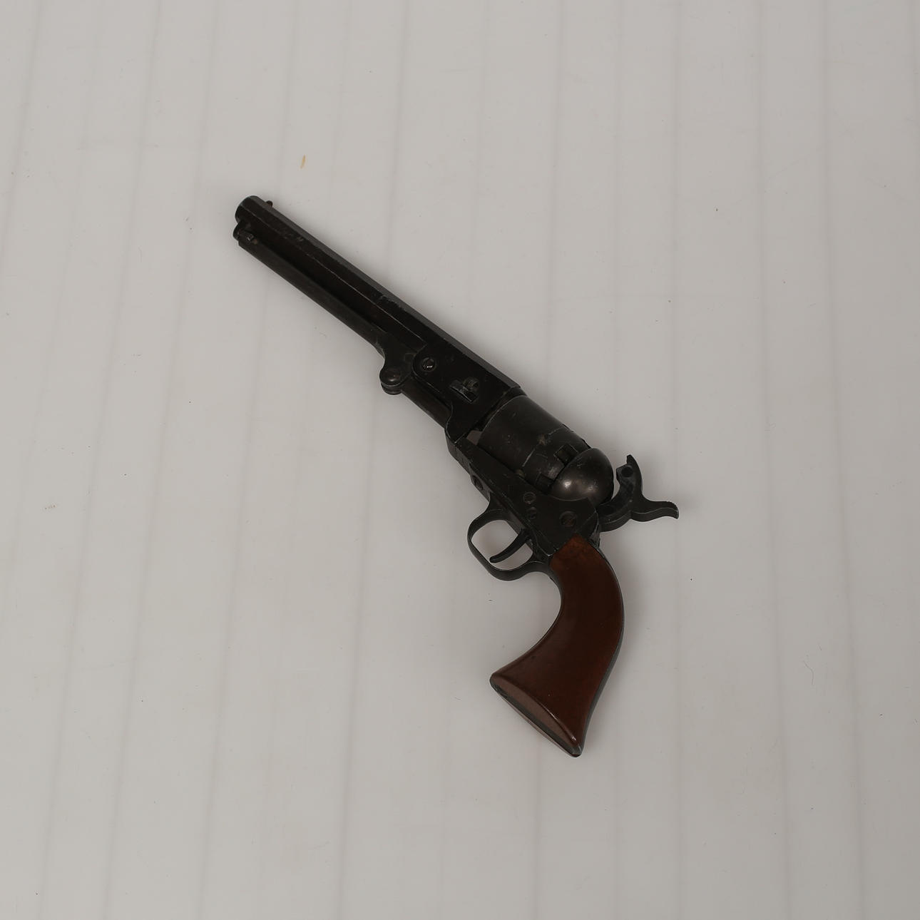 REPLIKA, 1860 Army Colt revolver, USA. Vapen & Militaria - Skjutvapen ...