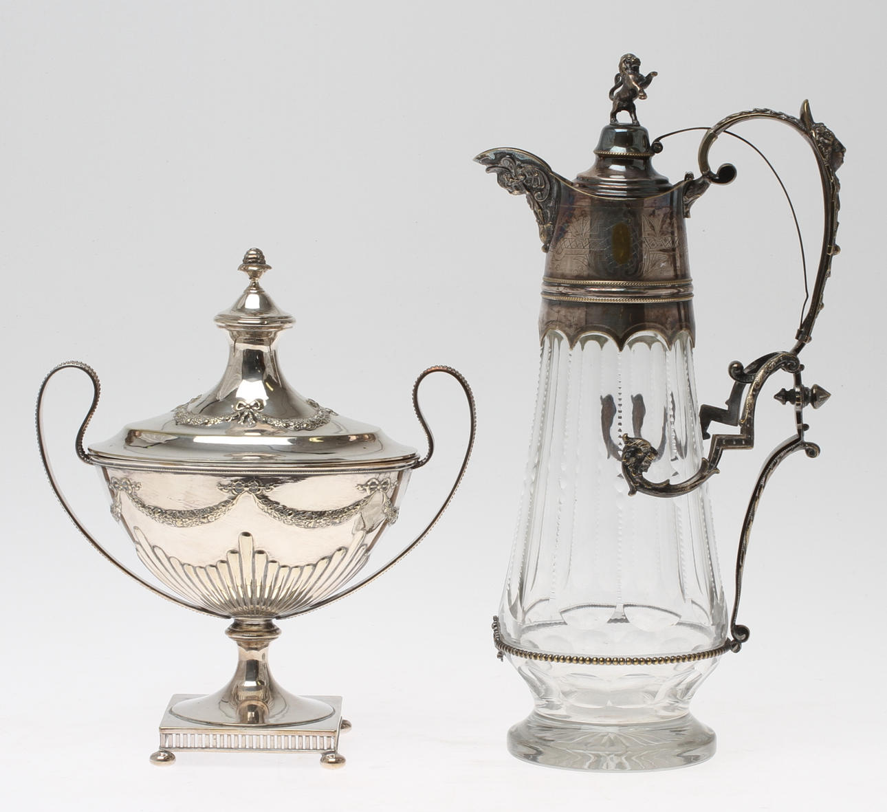 KARAFF och SOCKERSKÅL med lock, nysilver.