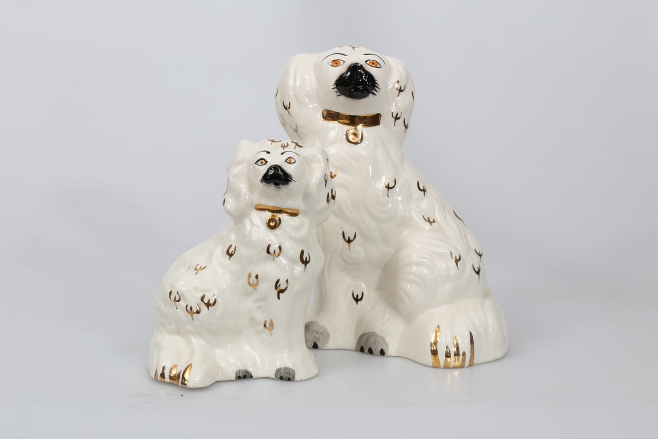 FIGURINER, porslin, Hundar, 2 stycken, Beswick, England.