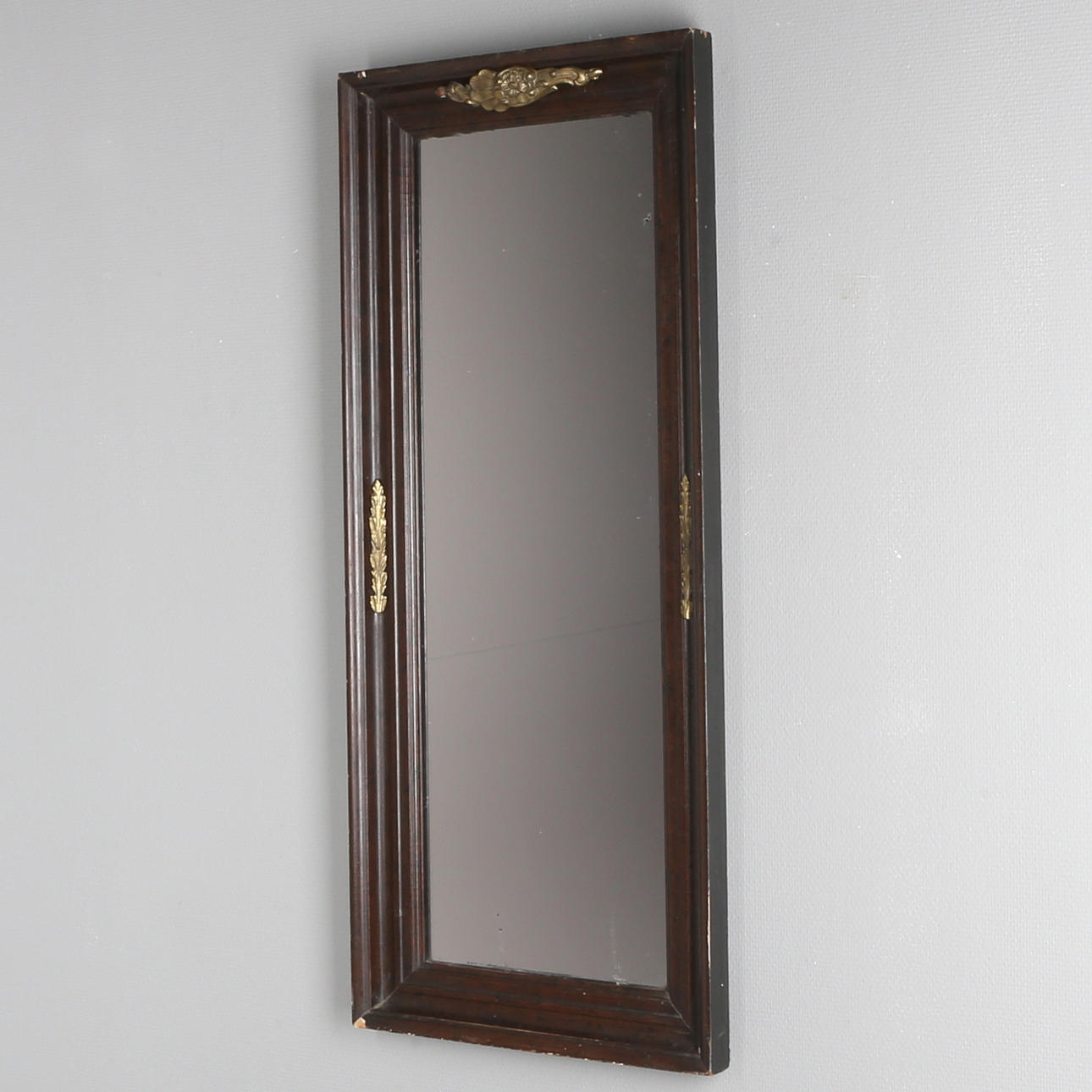 SPEGEL, mörkbonat trä, 1900-tal.