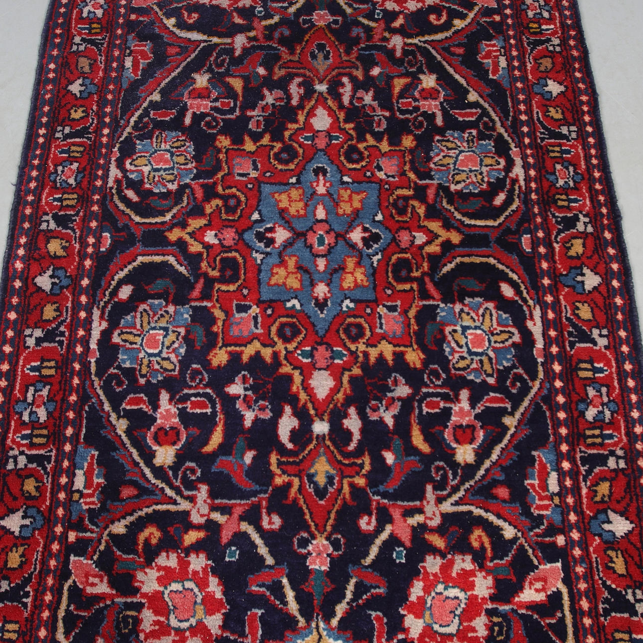 GALLERY CARPET, oriental, 333 x 104 cm.