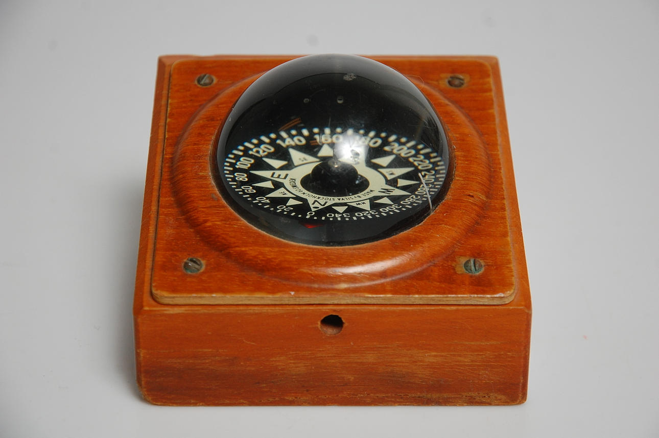 KOMPASSHUS, 1900-tal.