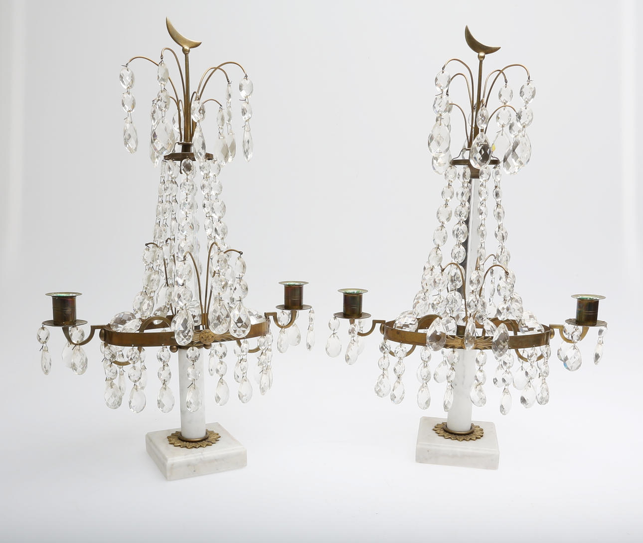 BORDSLYSTRAR, marmor, gustaviansk stil, 1900-talets början.