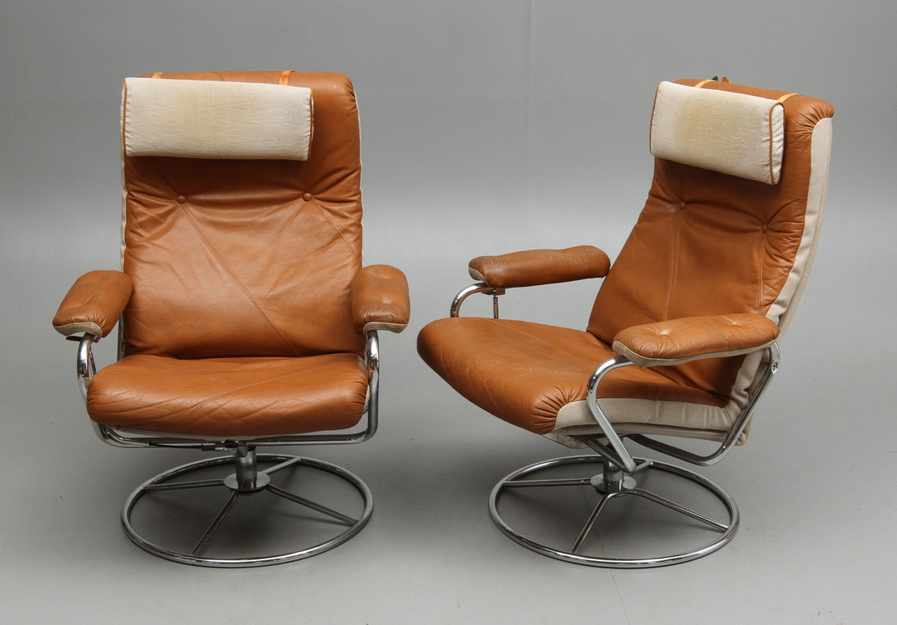 FÅTÖLJER, ett par, 1900-talets andra hälft.