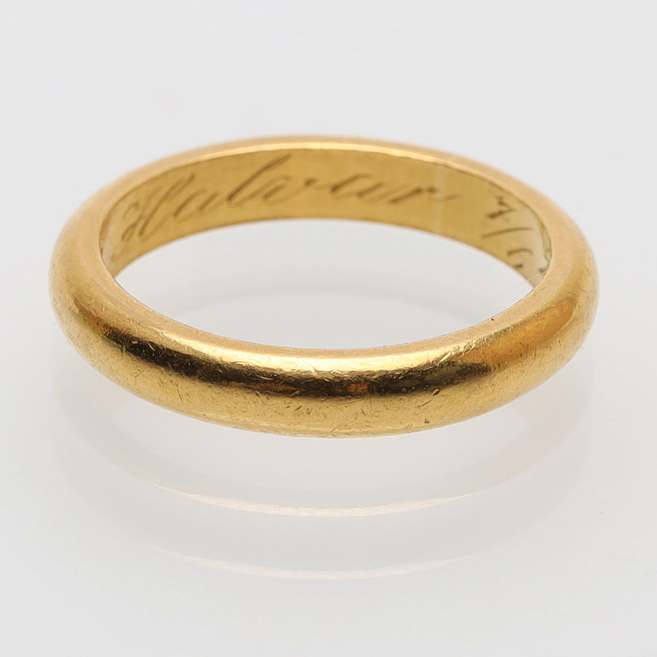 A 23K gold ring, Pettersson Ab Sam, Linköping, 1924.