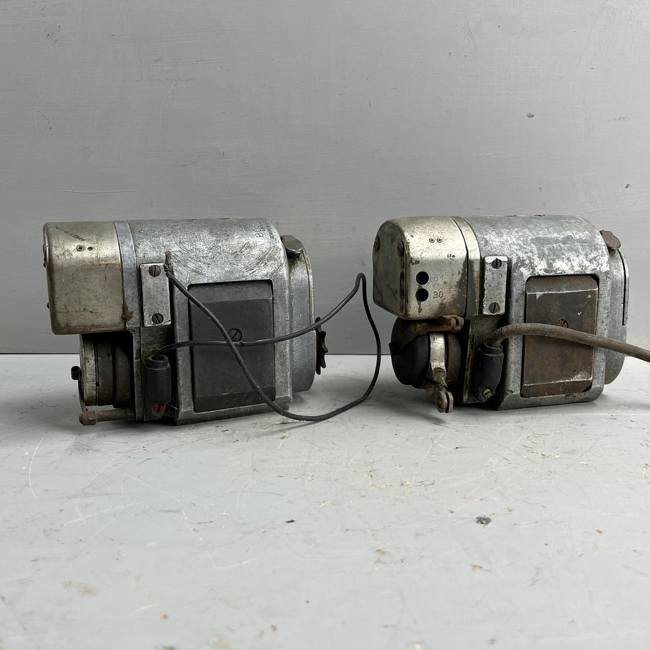 BOSCH, 2 generadores magnéticos, modelo D1A, 1920/30.