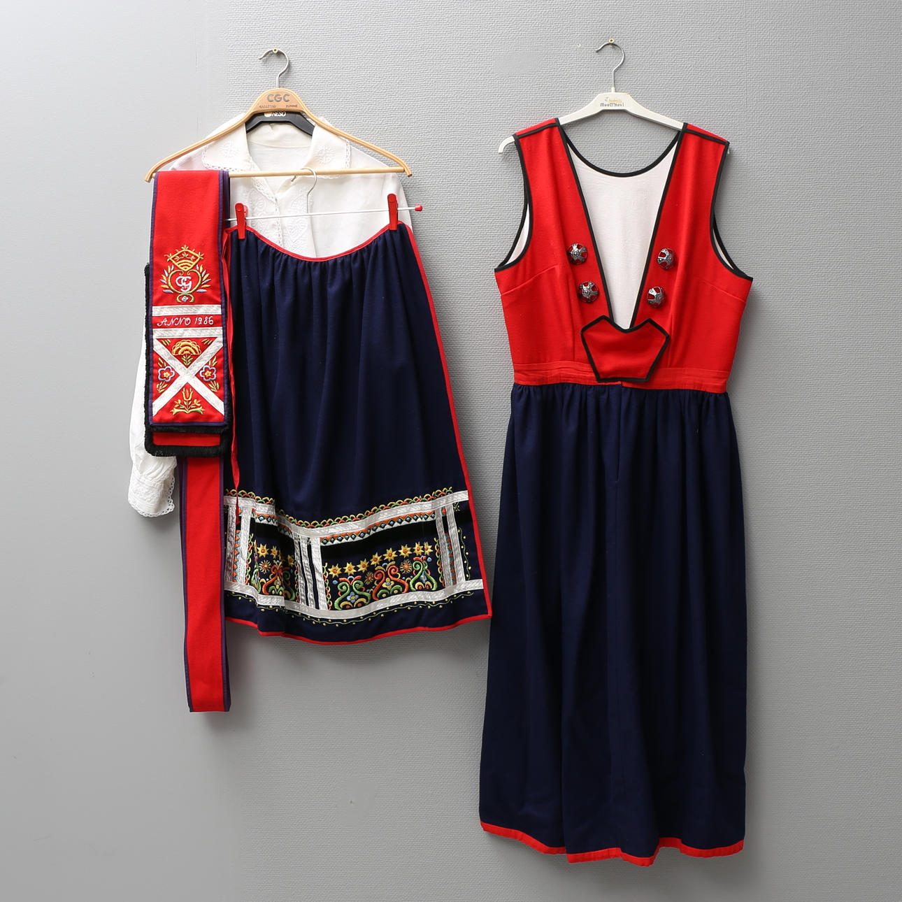 FOLKDRÄKT, Värendsdräkt, dam, 1900-tal.