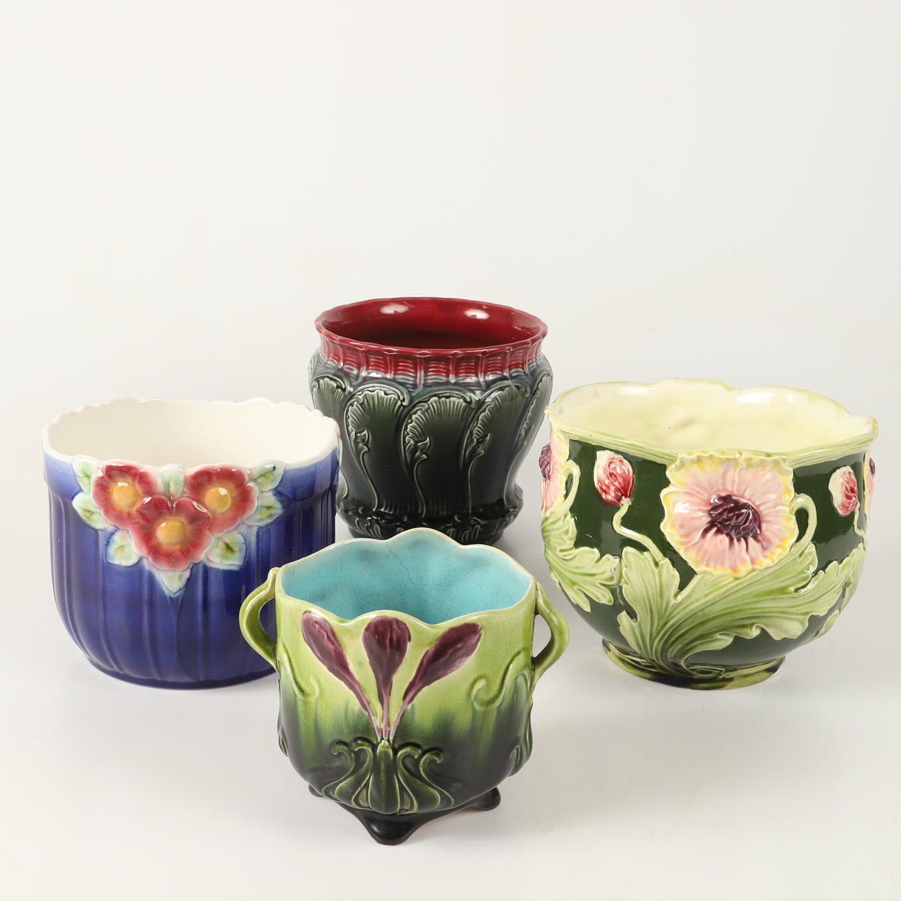 AUSSENFUTTER, 4 Stück, Majolika, u.a. Rörstrand.