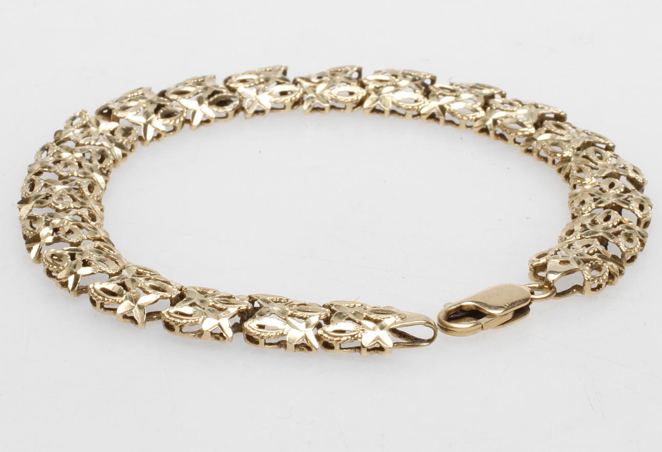 ARMBAND, 14k guld, vikt ca 13,8 gr.