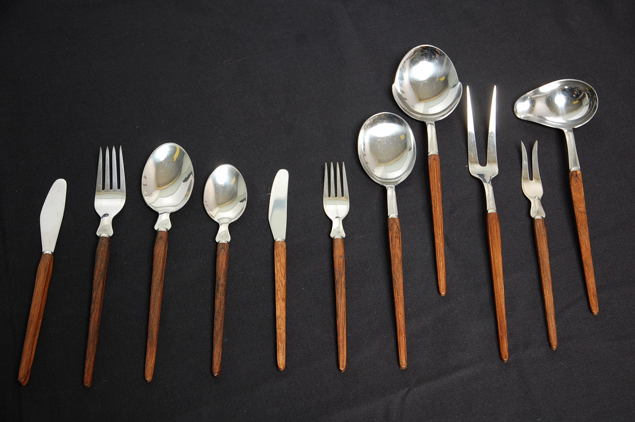 BESTICK, 76 delar teak, 1960-tal.