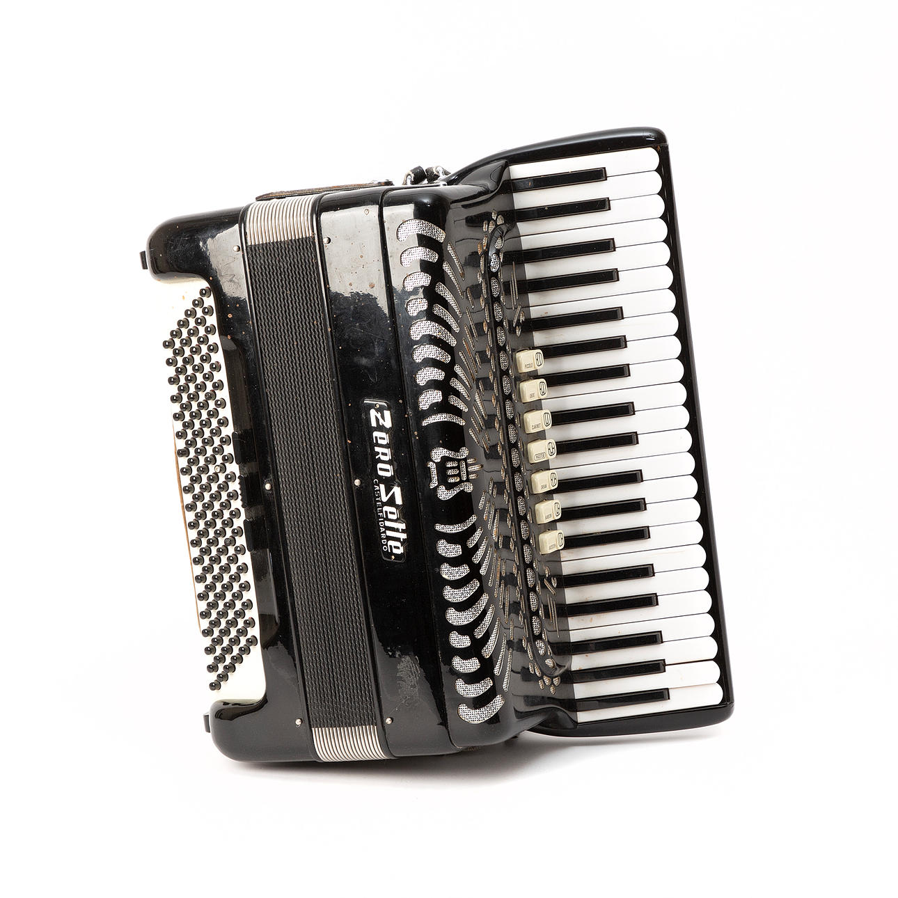Accordion, Zero Sette, Castelfidardo, Italia.