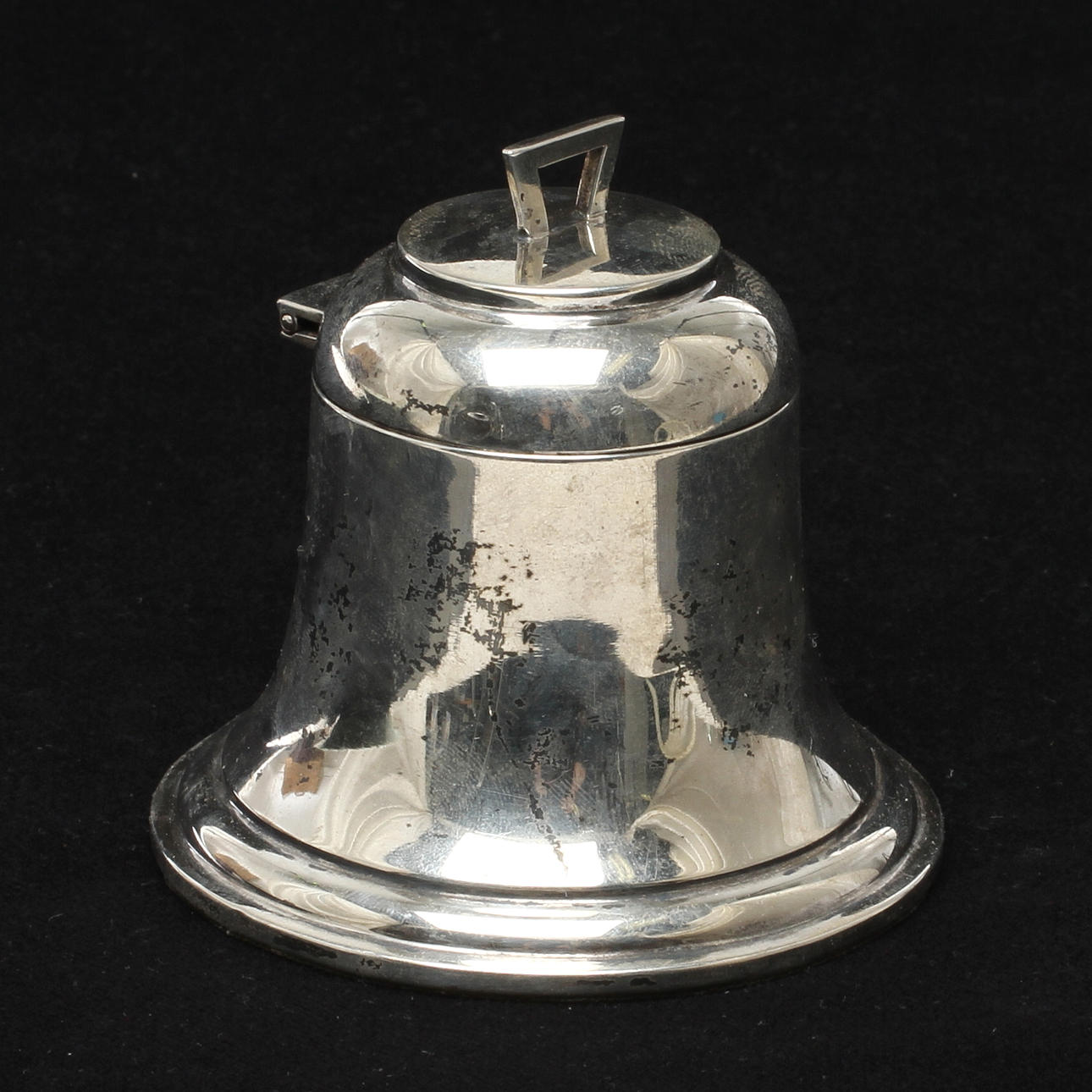 BLÄCKHORN, silver, A & J Zimmerman, Birmingham, 1900-talets första hälft.