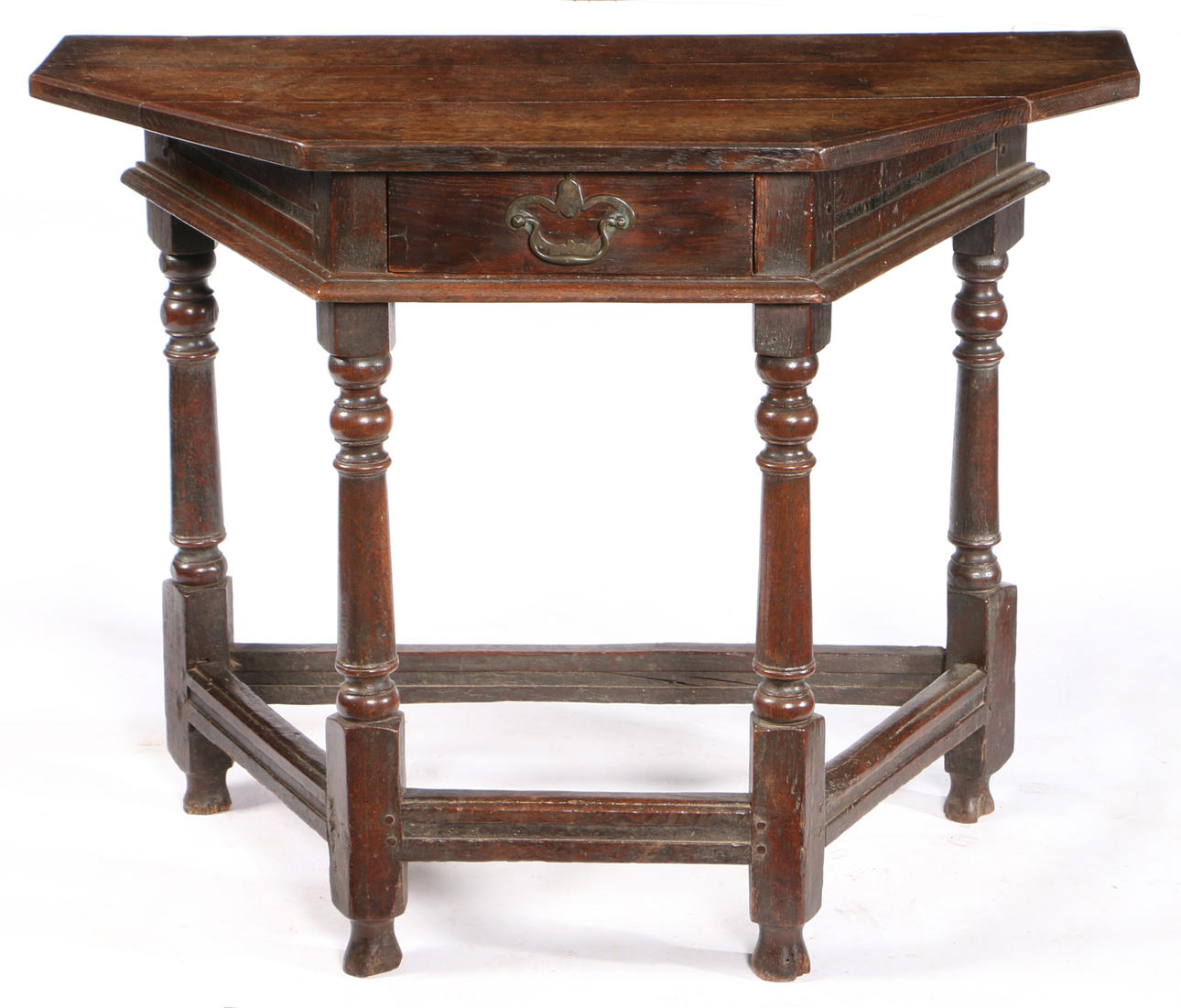 A 17TH CENTURY OAK SIDE TABLE.