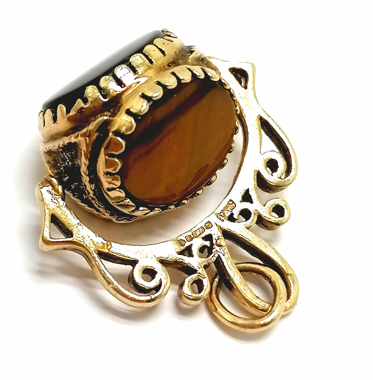 9CT GOLD SWIVEL FOB PENDANT.