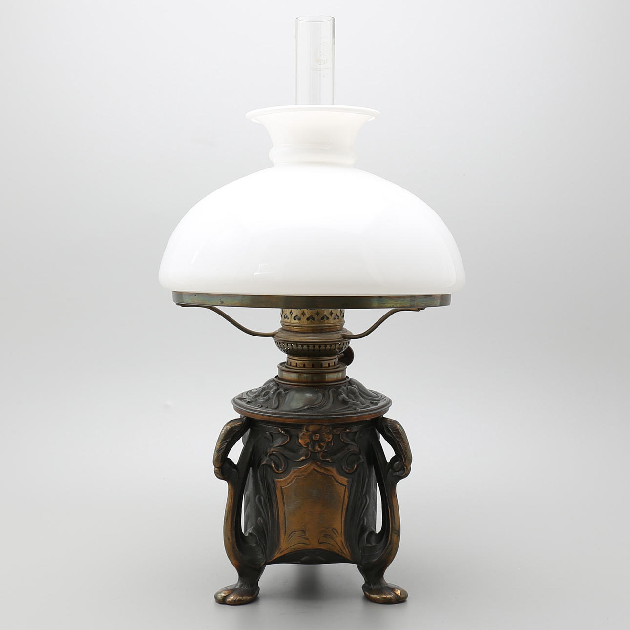 BORDSFOTOGENLAMPA, metall, jugend, 1800/1900-tal.