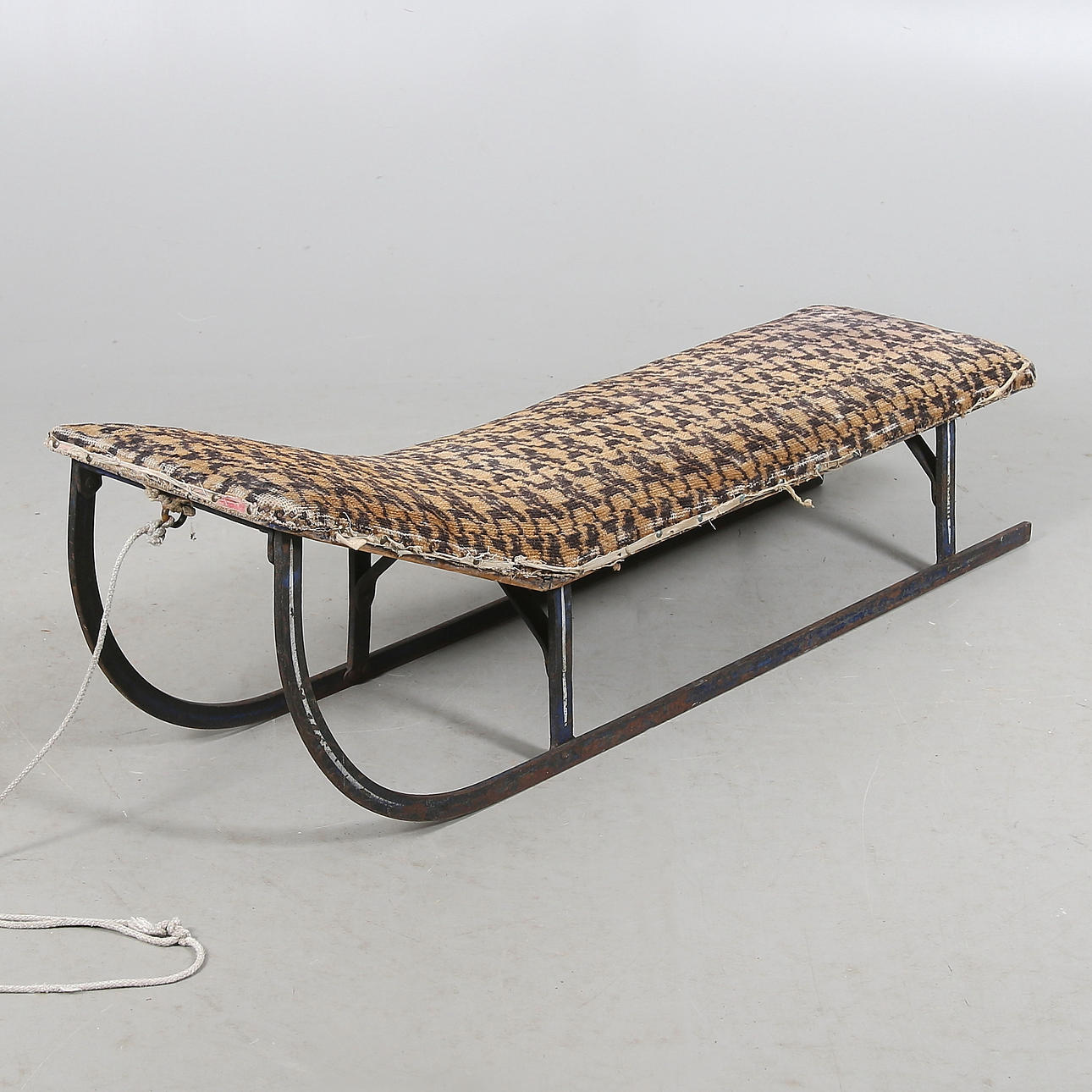 KÄLKE, smidesjärn samt trä, 1800-talets andra hälft.