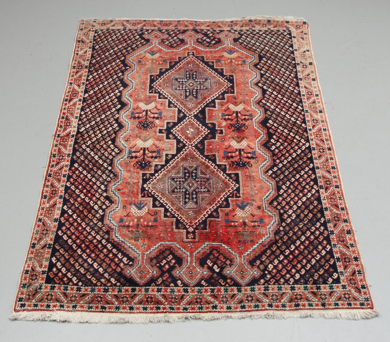 MATTA, orientalisk, ca 192 x 140 cm.