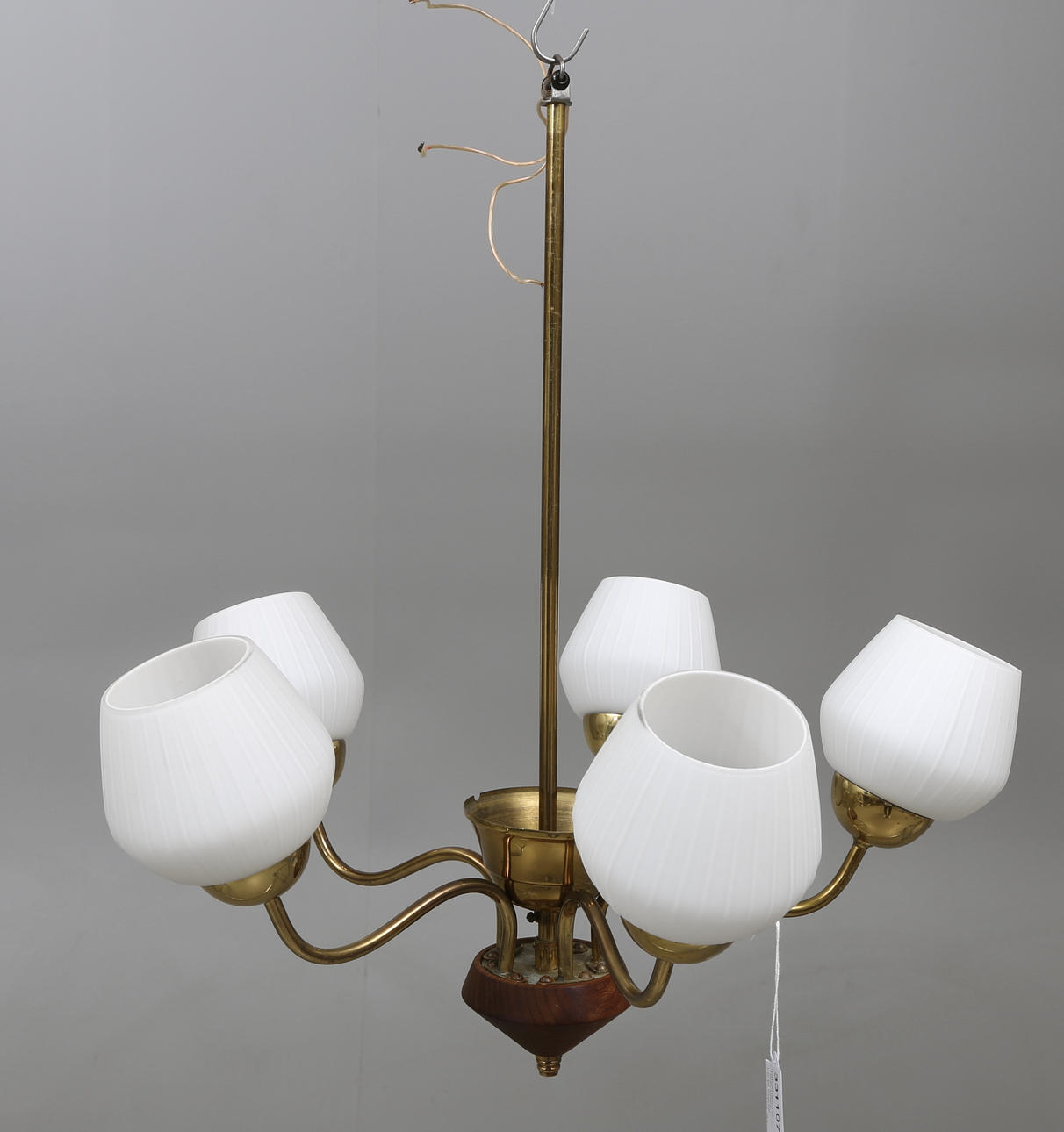 TAKARMATUR, 1900-talets tredje kvartal, total höjd ca. 54 cm.