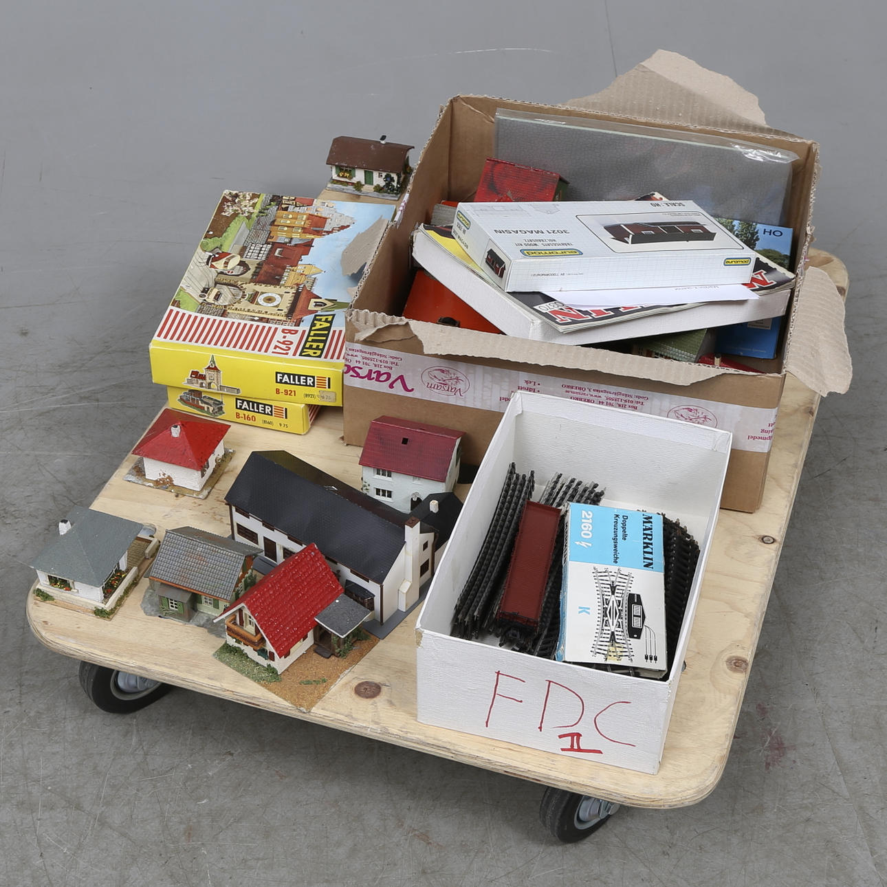 TÅGMODELLER med mera bland annat Märklin.