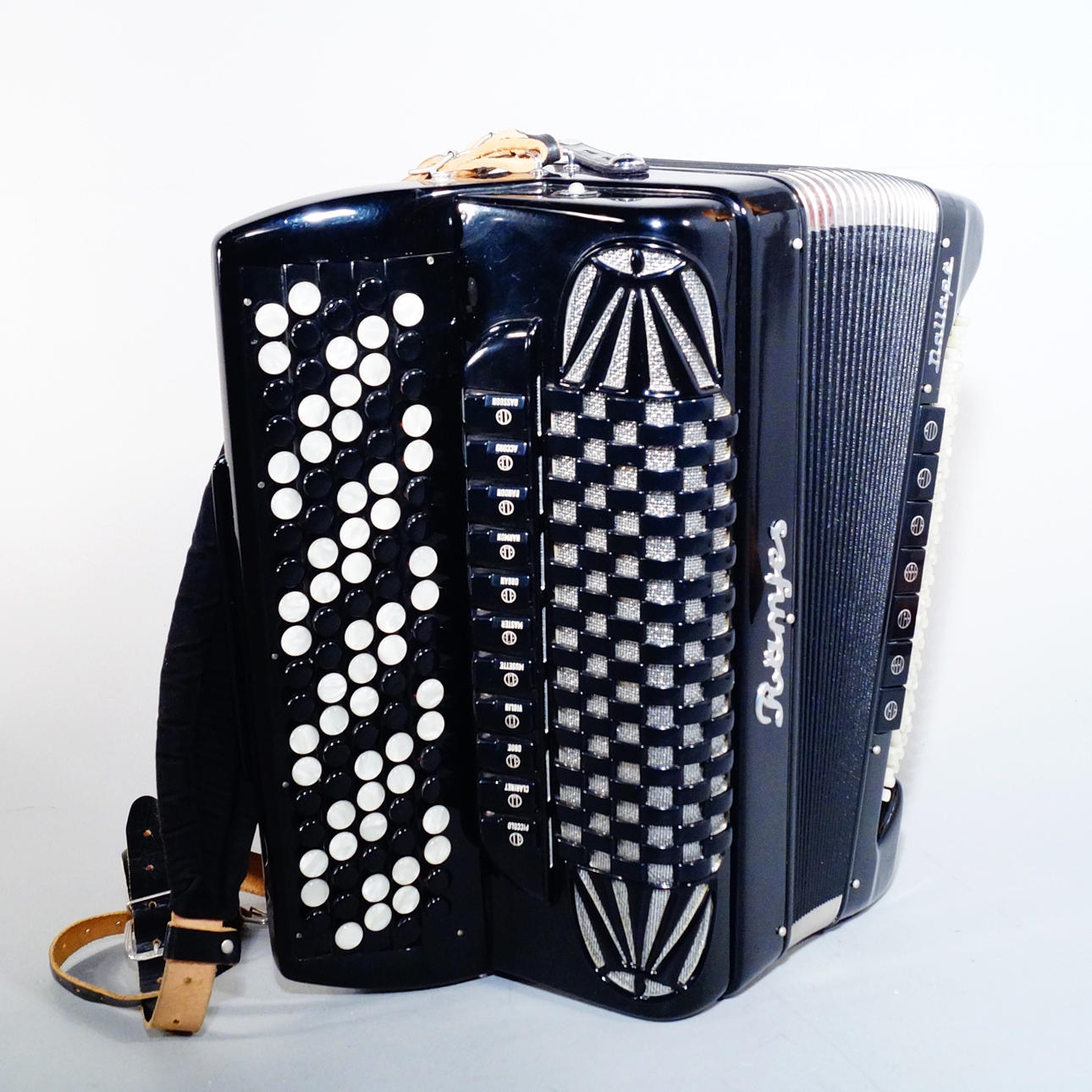 AKKORDEON, Dallapé.