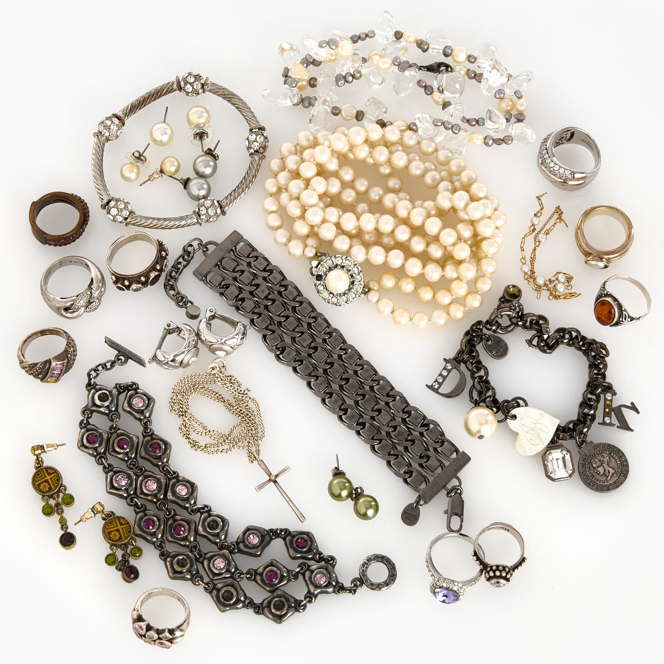 KOLLEKTION BIJOUTERIE UND SILBERSCHMUCK.