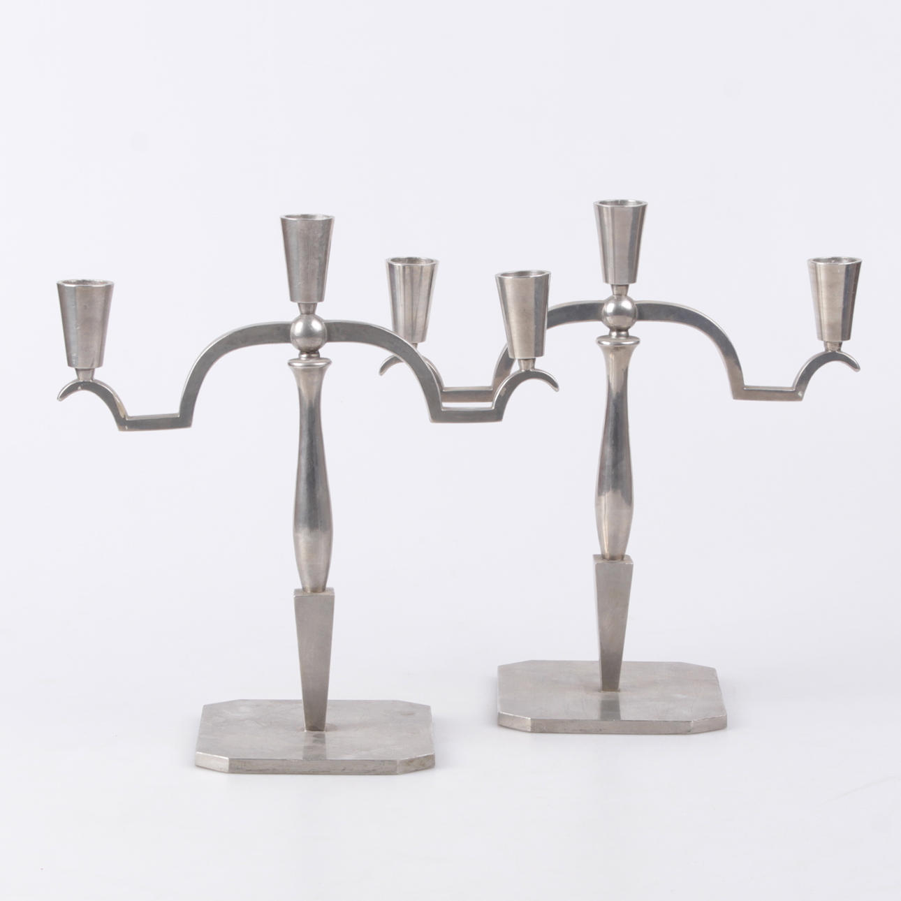 KANDELABRAR, ett par, Cela, 1931.