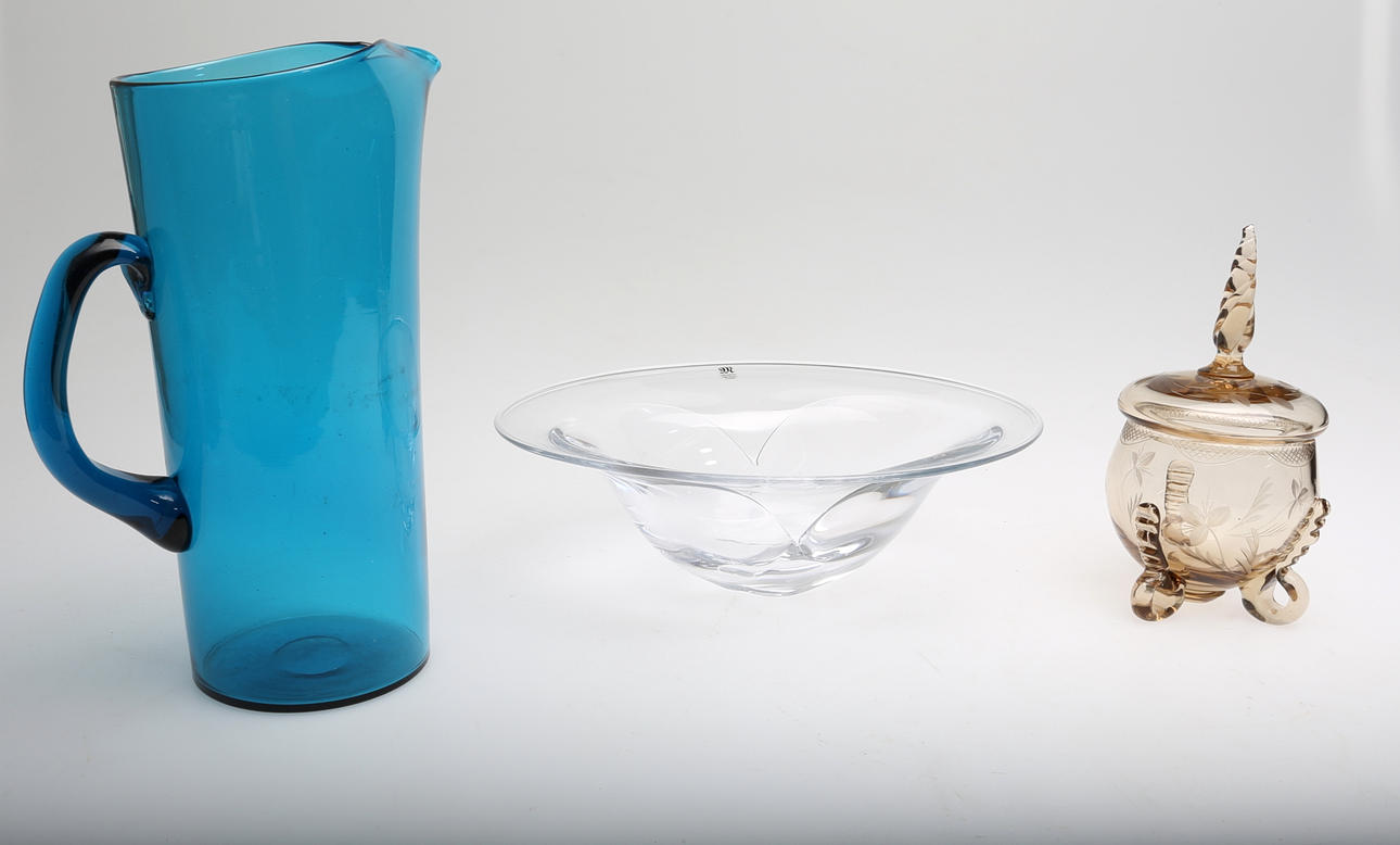 KONSTGLAS, 3 delar, 1900-talets mitt.