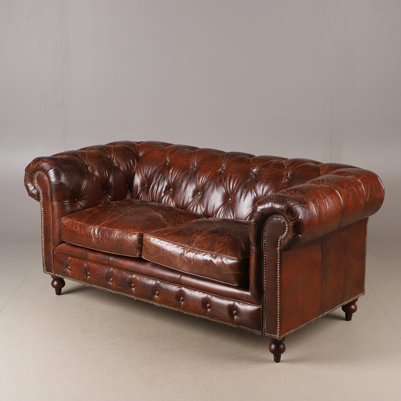 SOFFA, brun skinnklädsel, chesterfield-modell.