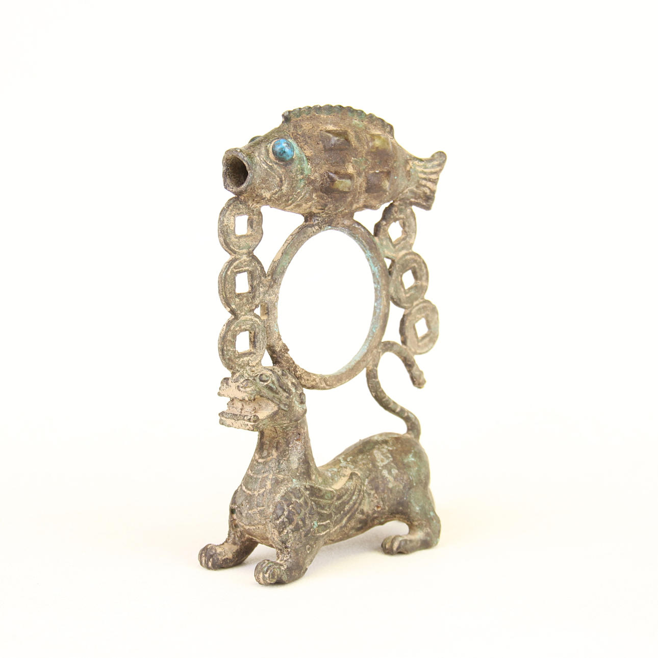 KINESISK ARKAISK FORMFIGUR.