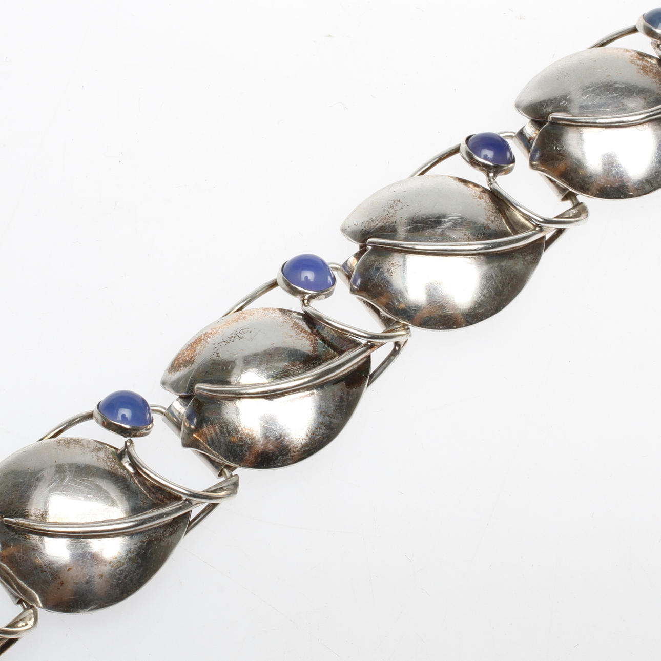 ARMBAND, silver med måntenar, GK, Stockholm, 1956.