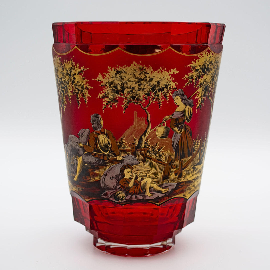 WOLFGANG BERNDT. VASE, HAIDA/SCHAIBA, BOHEMIA, SIGNED WITH WOLFGANG BERNDT, PROBABLY KRISTALLFABRIK MOSER (RUDOLF WELS), EARLY 20TH CENTURY, RED GLASS, HAND PAINTED, BLACK SOLDER AND GOLD PAINTING.