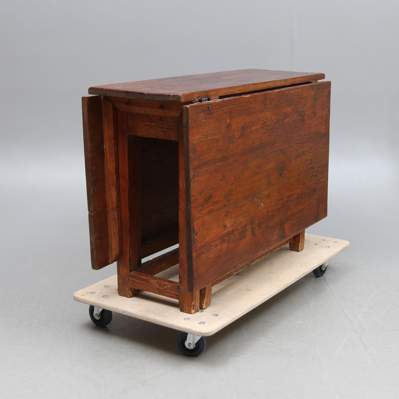 SLAGBORD, allmoge, enkla grindar, 1800-tal.