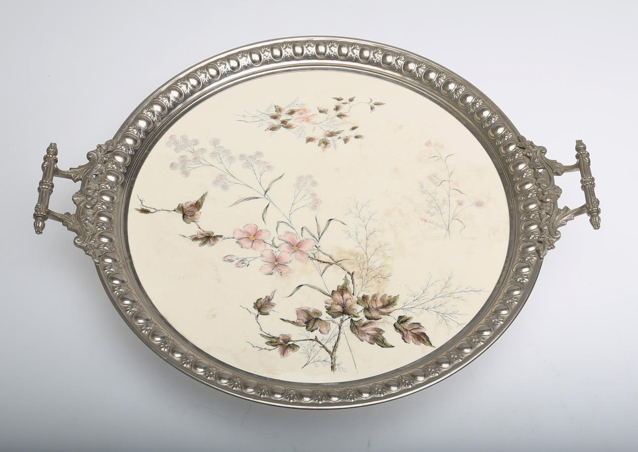 BRICKA, flintgods och metall, "Risa", Rörstrand, 18/1900-tal.