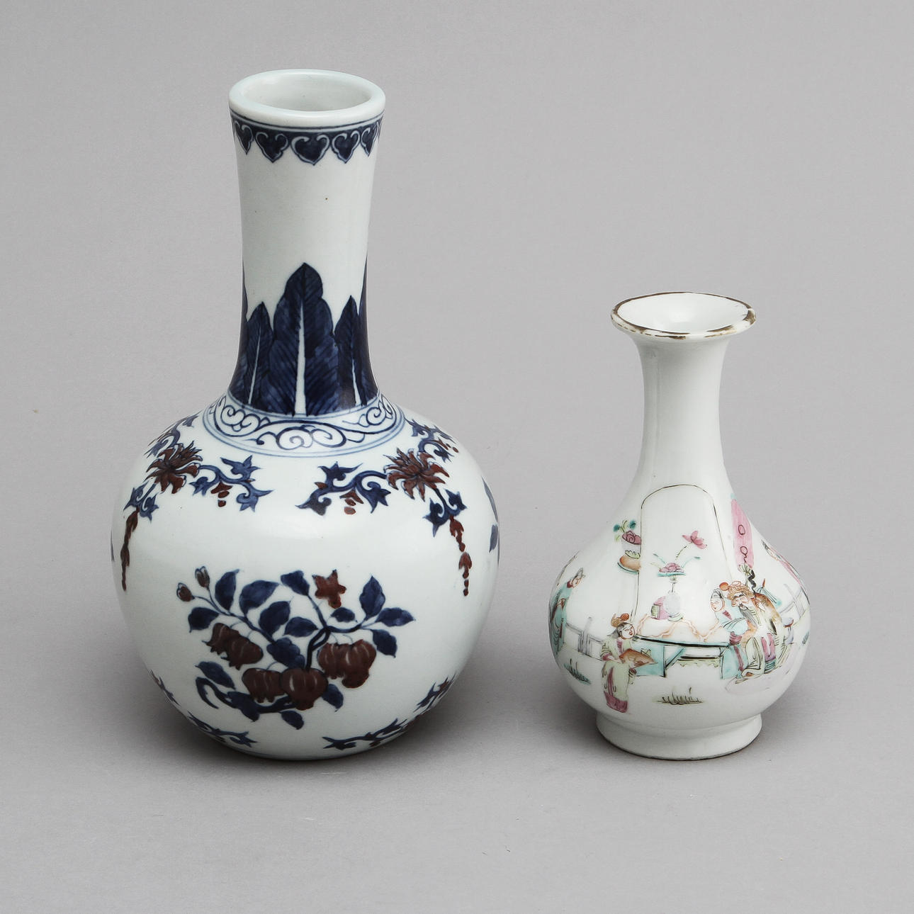 VASER, 2 st, porslin, Kina, 1900-tal.