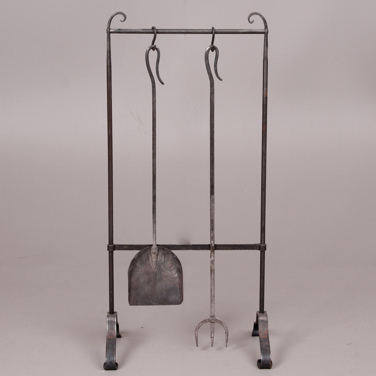 ELDSTÄLL, för golv, 3 delar, smide, Wägerths konstsmide, Wira bruk.